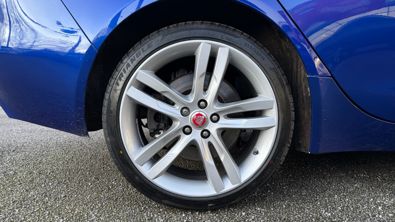 Jaguar XE 2.0 [250] Portfolio 4dr Auto Petrol Saloon